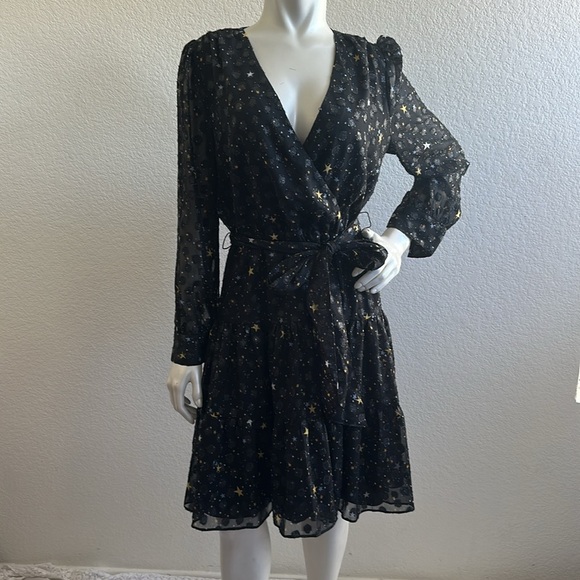 UNTUCKit Starry Belted Robyn Dress - Picture 6 of 9